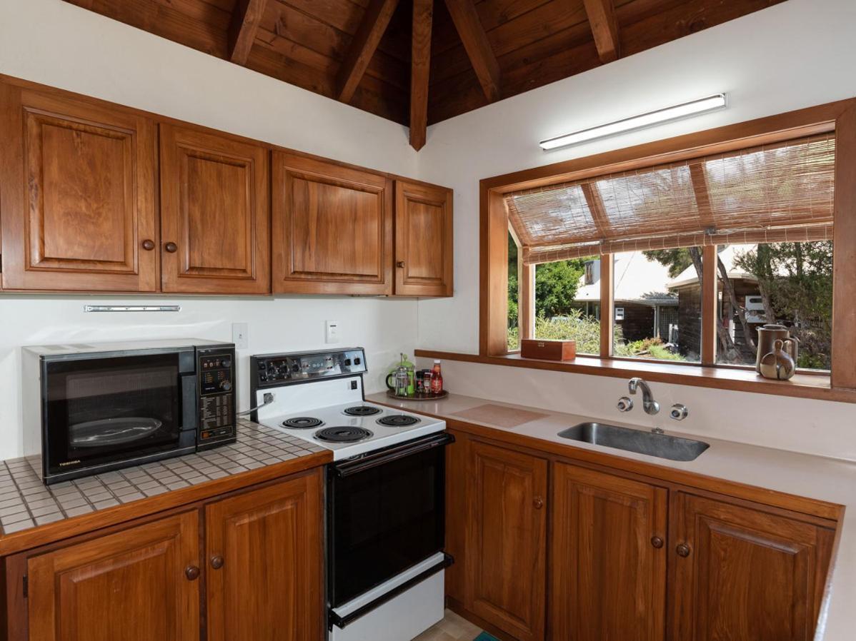 Te Maiki Escape - Russell Holiday Home Экстерьер фото