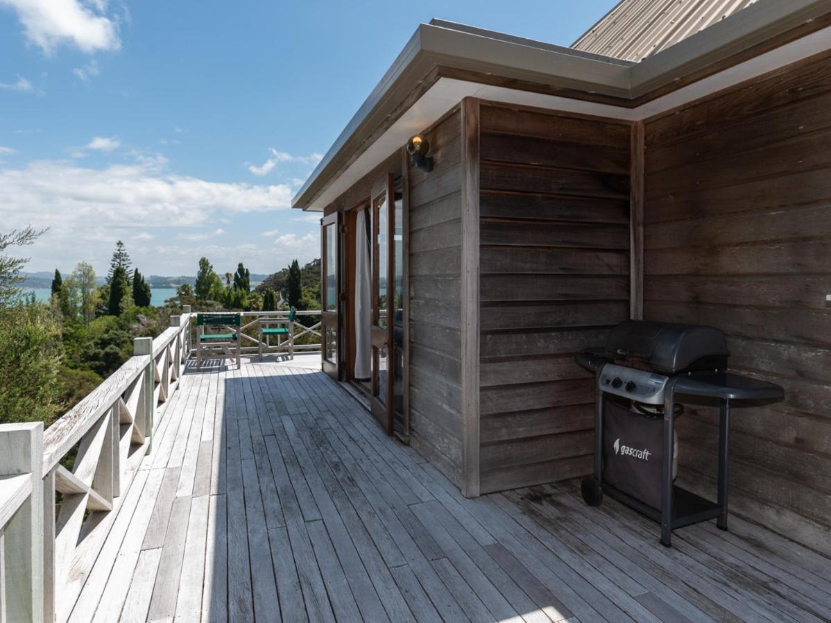 Te Maiki Escape - Russell Holiday Home Экстерьер фото